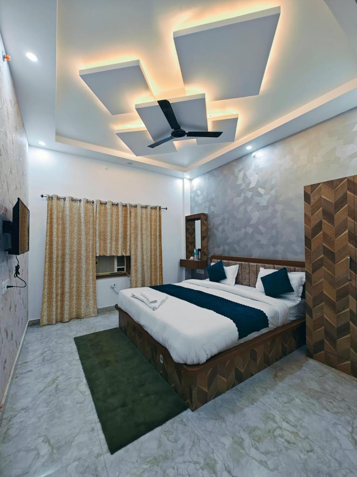 Hotel The Pushpraj Varanasi Eksteriør billede